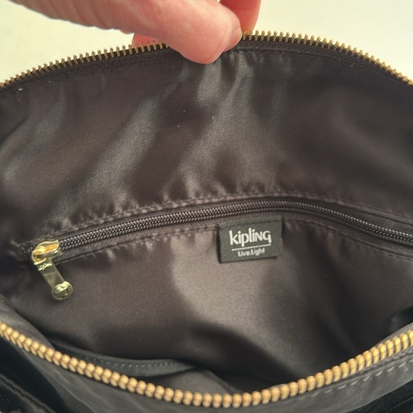 Kipling Dolan black nylon convertible crossbody handbag with patent leather trim - Picture 6 of 13